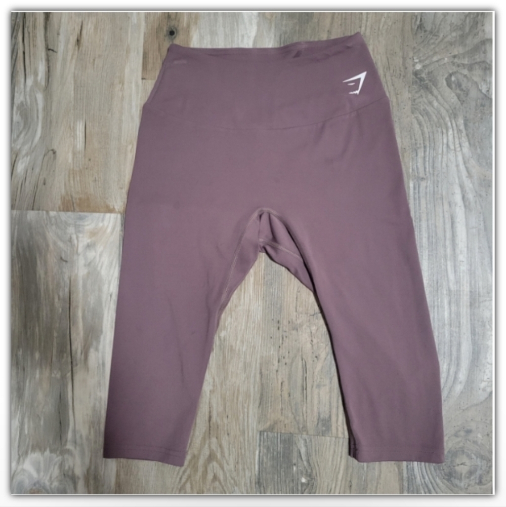 Gymshark capri leggings size small